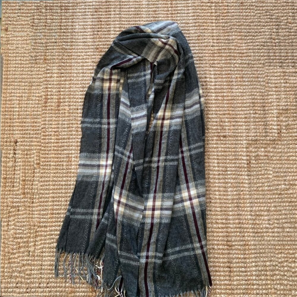New Zara Grey Reversible Preppy Plaid Scarf with Tassel Fringes